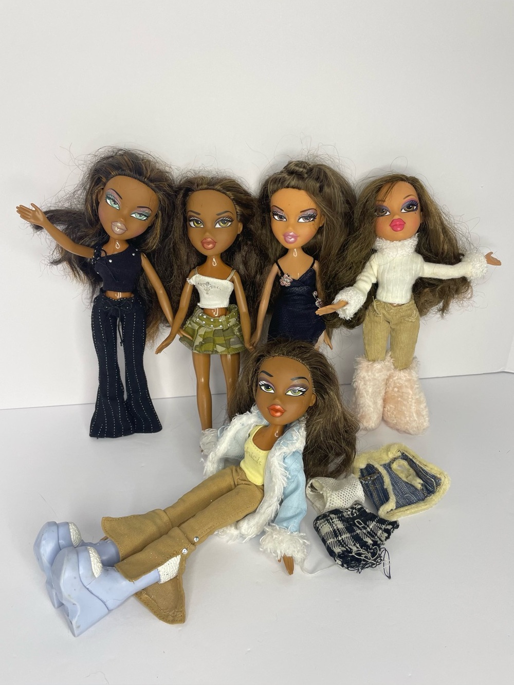 Vintage Bratz Doll Mixed Lot Bundle - 5 Dolls & Clothes Y2K MGA FLAWS